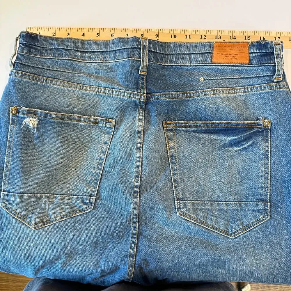 Zara Man Distressed Jeans Men’s 28 | Y2K Grunge Straight Fit Raw Hem Denim